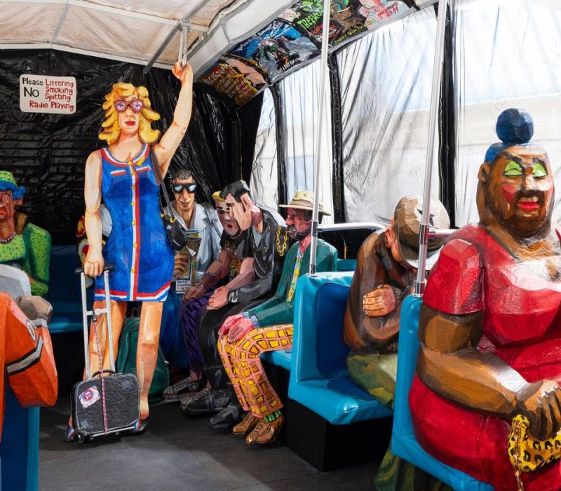 The_Bus_Red_Grooms_Peter_Tijhuis